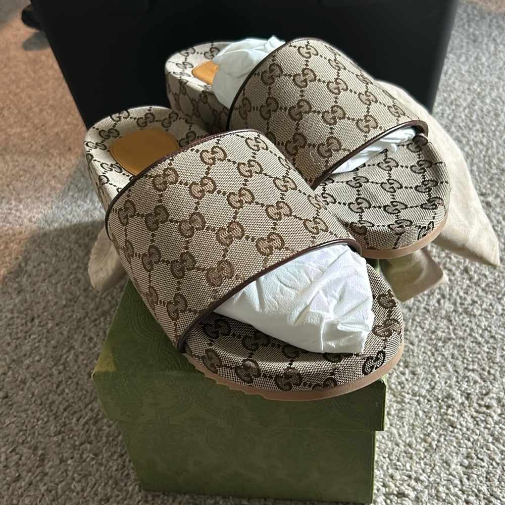 Brand New Gucci Monogram Canvas Slides